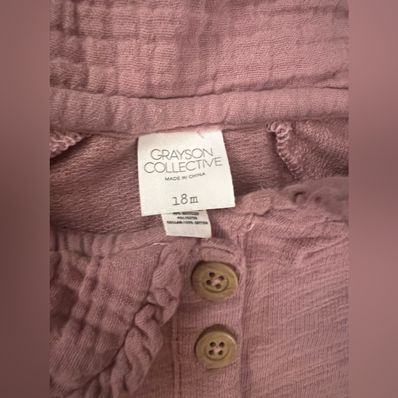 Bundle of 18-24 month Rompers - Picture 3 of 10